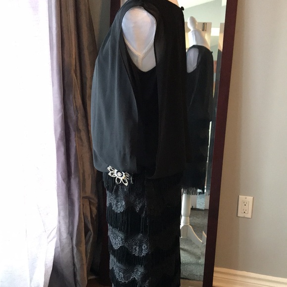 Frank Lyman black dress with fringe - Picture 3 of 7